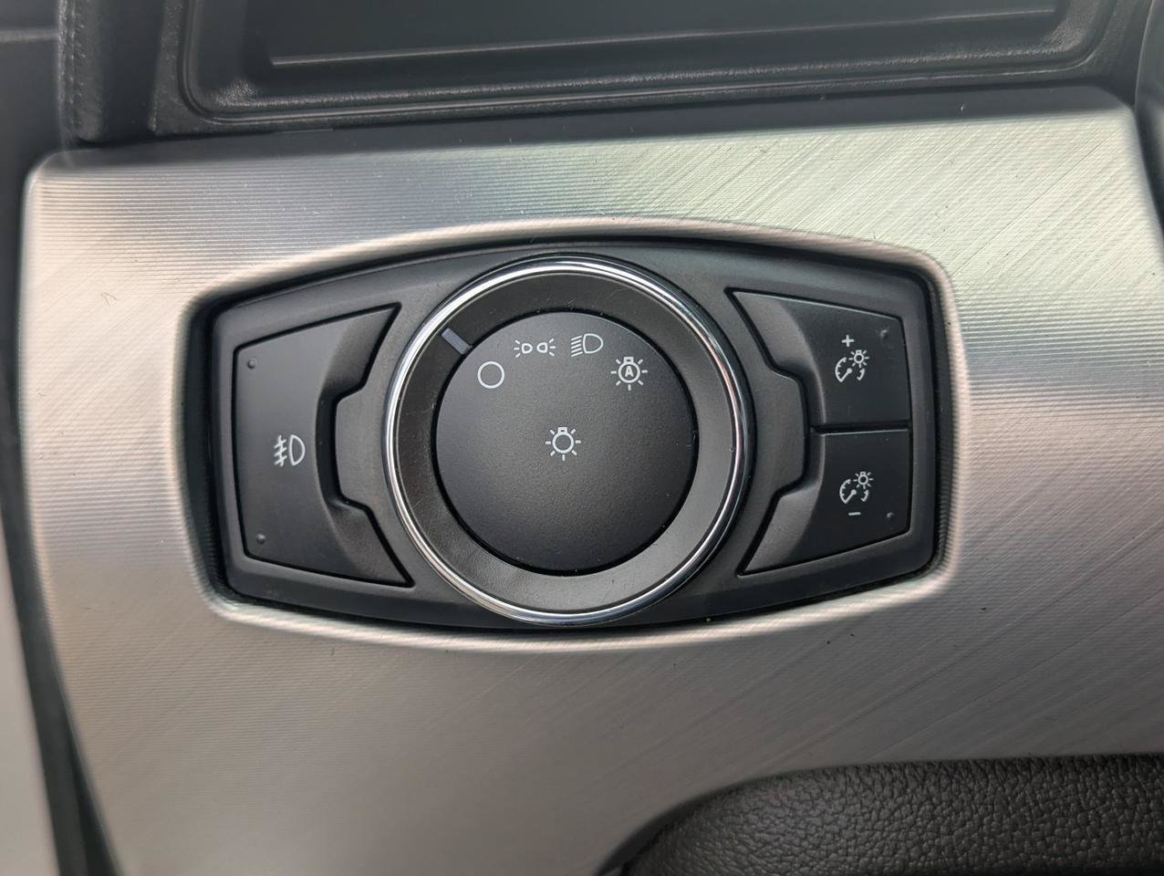 Used 2021 Ford Mustang Premium RWD image 17