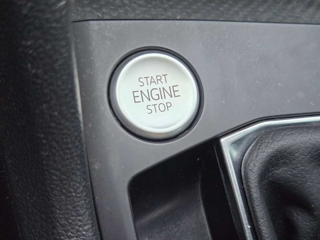 Used 2022 Volkswagen Taos S FWD image 30