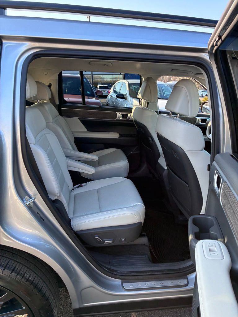 Used 2024 Hyundai Santa Fe Calligraphy image 23
