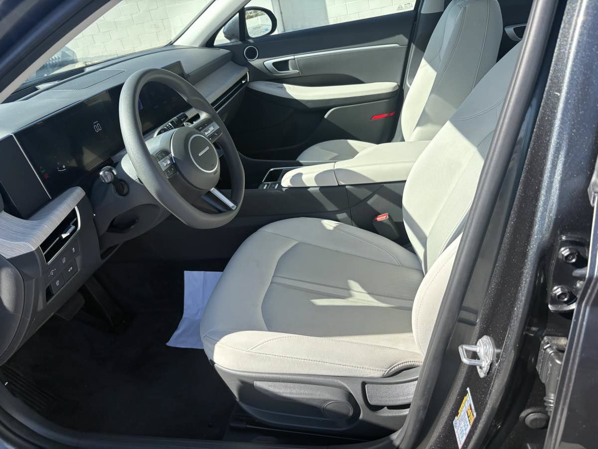 Used 2026 Hyundai Sonata Blue FWD image 18