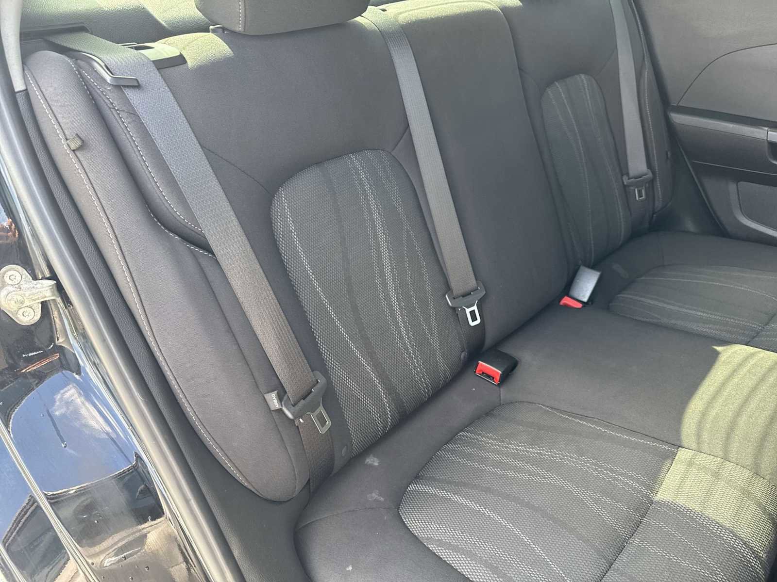 Used 2020 Chevrolet Sonic LT w/ Convenience Package FWD image 19