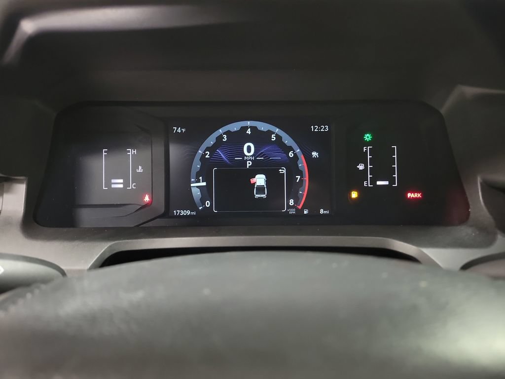 Used 2025 Toyota Tacoma SR5 AWD/4WD image 27