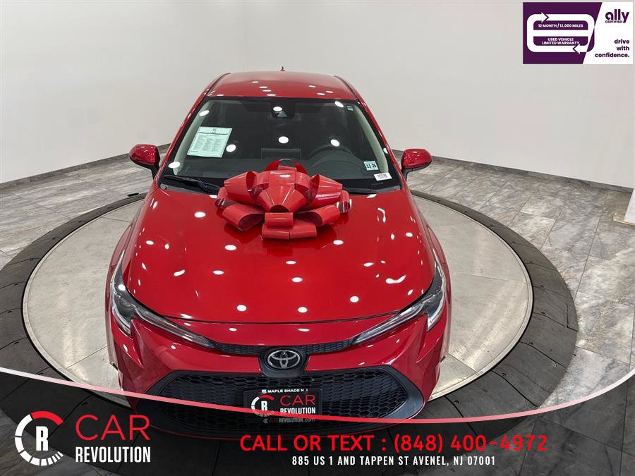 Used 2021 Toyota Corolla LE FWD image 2