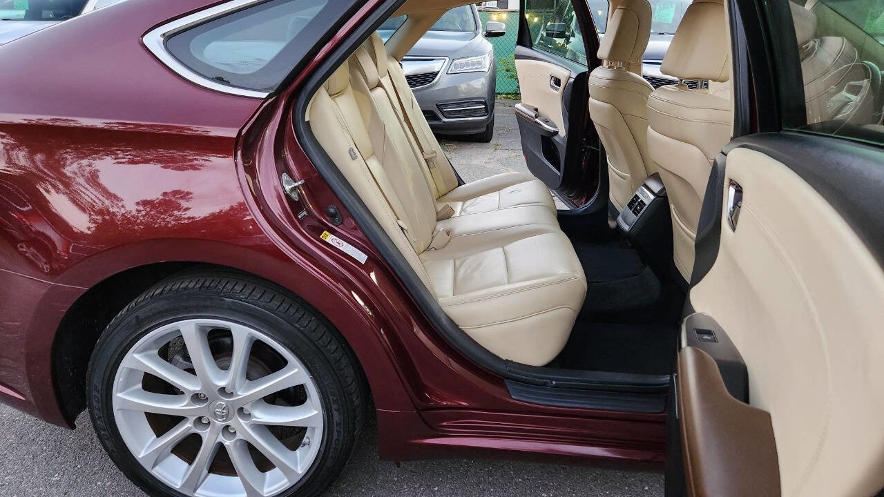 Used 2013 Toyota Avalon XLE Touring image 40