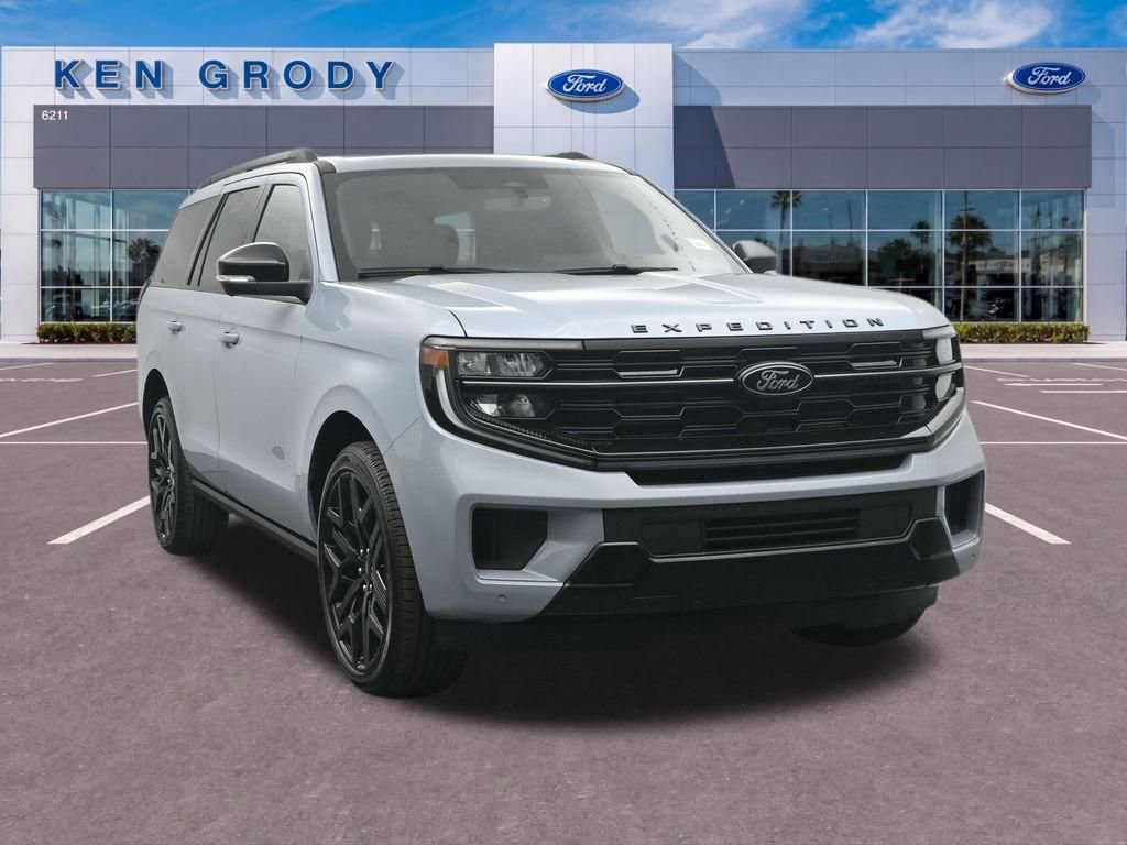 New 2026 Ford Expedition Platinum AWD/4WD image 1