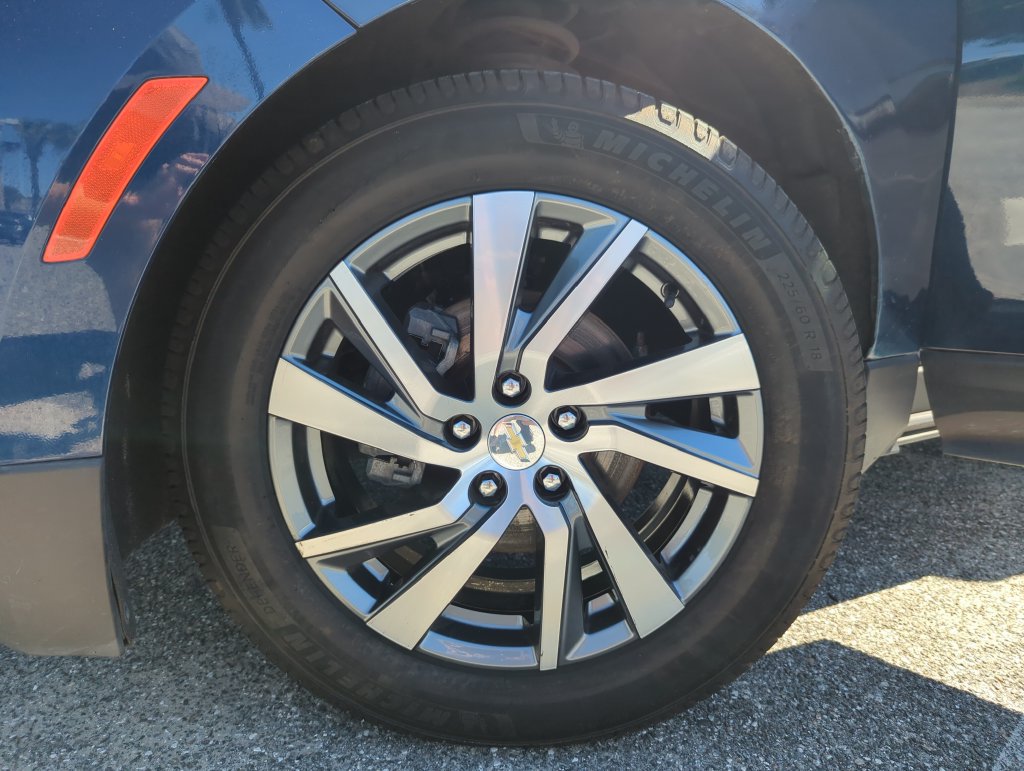 Used 2022 Chevrolet Equinox Premier FWD image 48