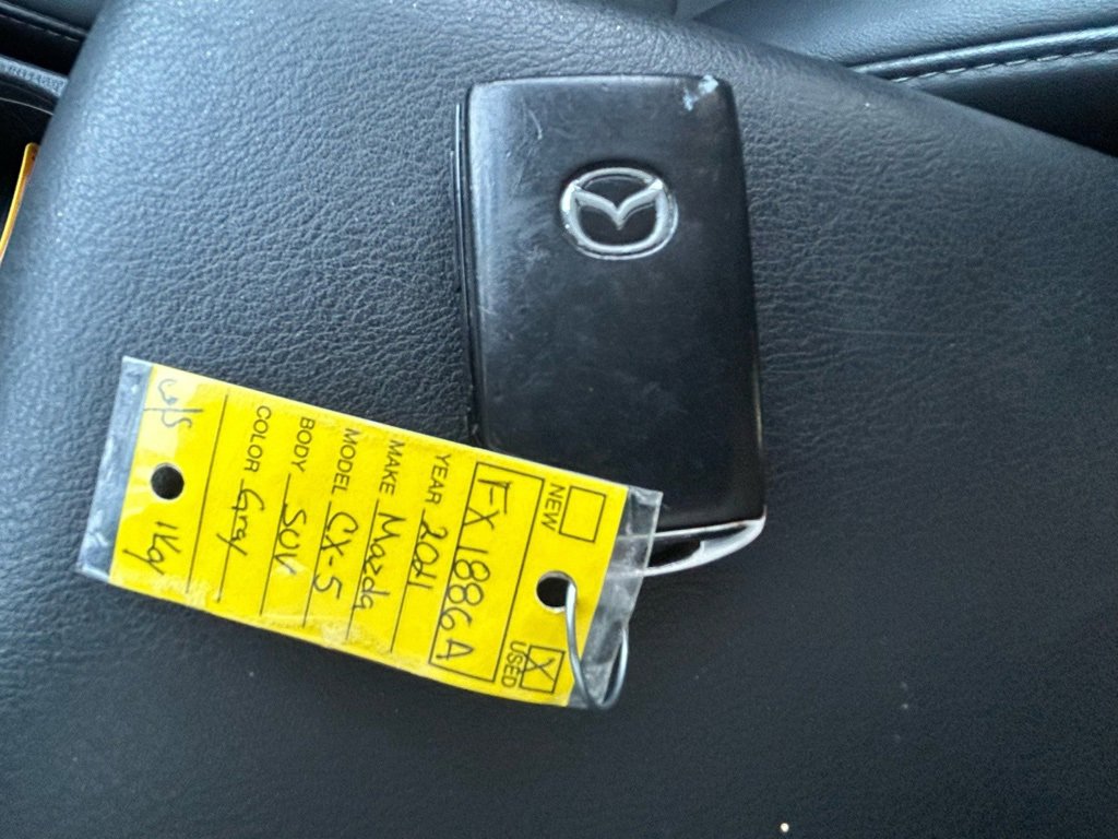 Used 2021 MAZDA CX-5 Touring image 15