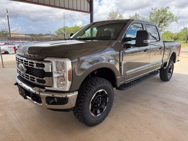 New 2026 Ford F250 XLT w/ Tremor Off-Road Package AWD/4WD image 3