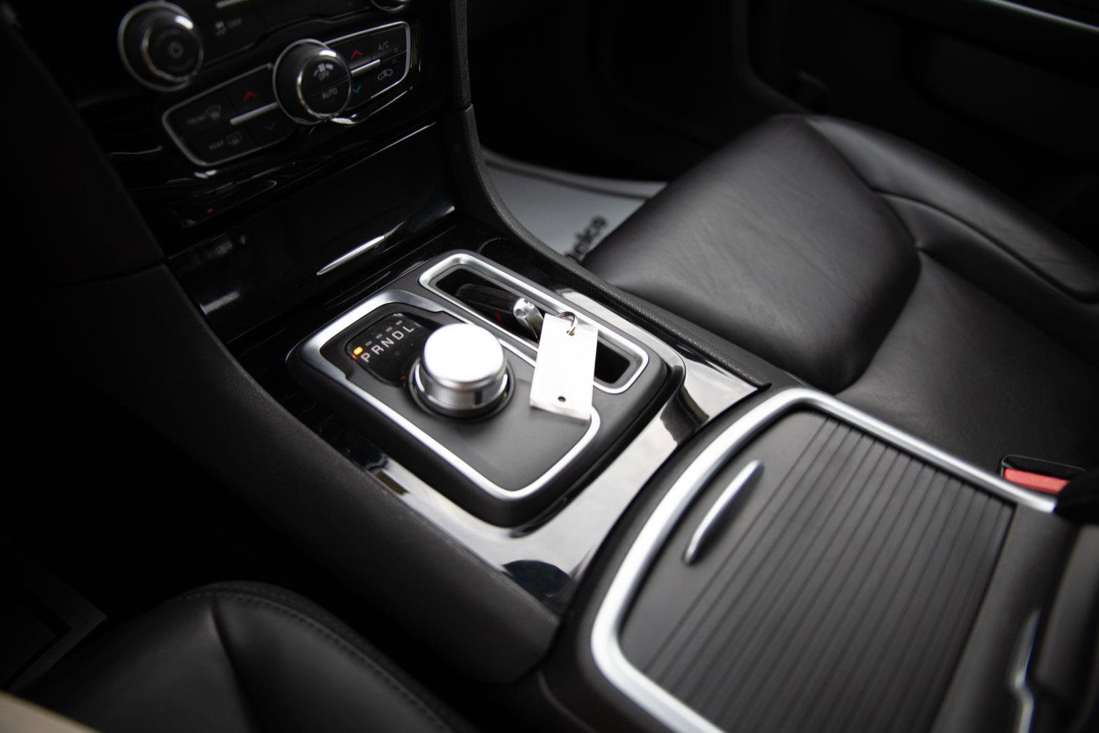 Used 2023 Chrysler 300 Touring L image 12