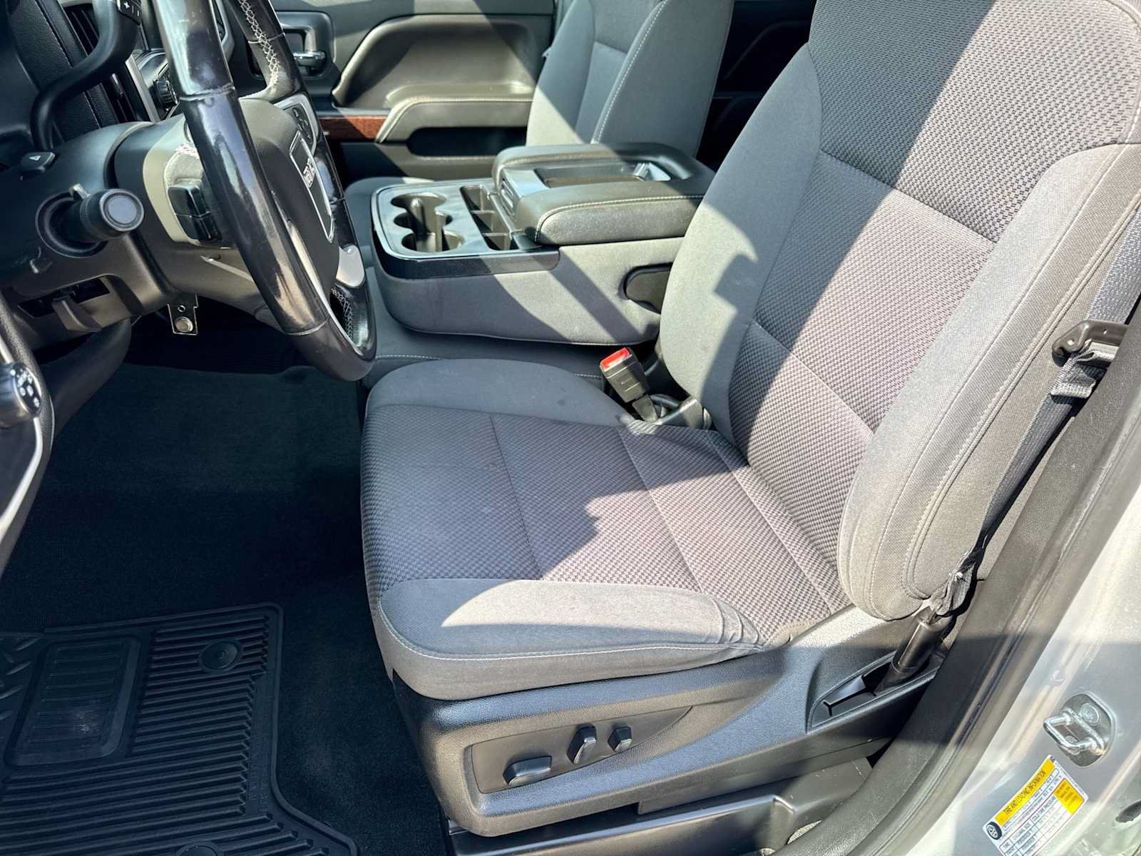 Used 2018 GMC Sierra 1500 SLE w/ SLE Value Package AWD/4WD image 16