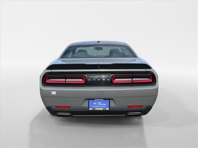 Used 2023 Dodge Challenger SXT RWD image 5