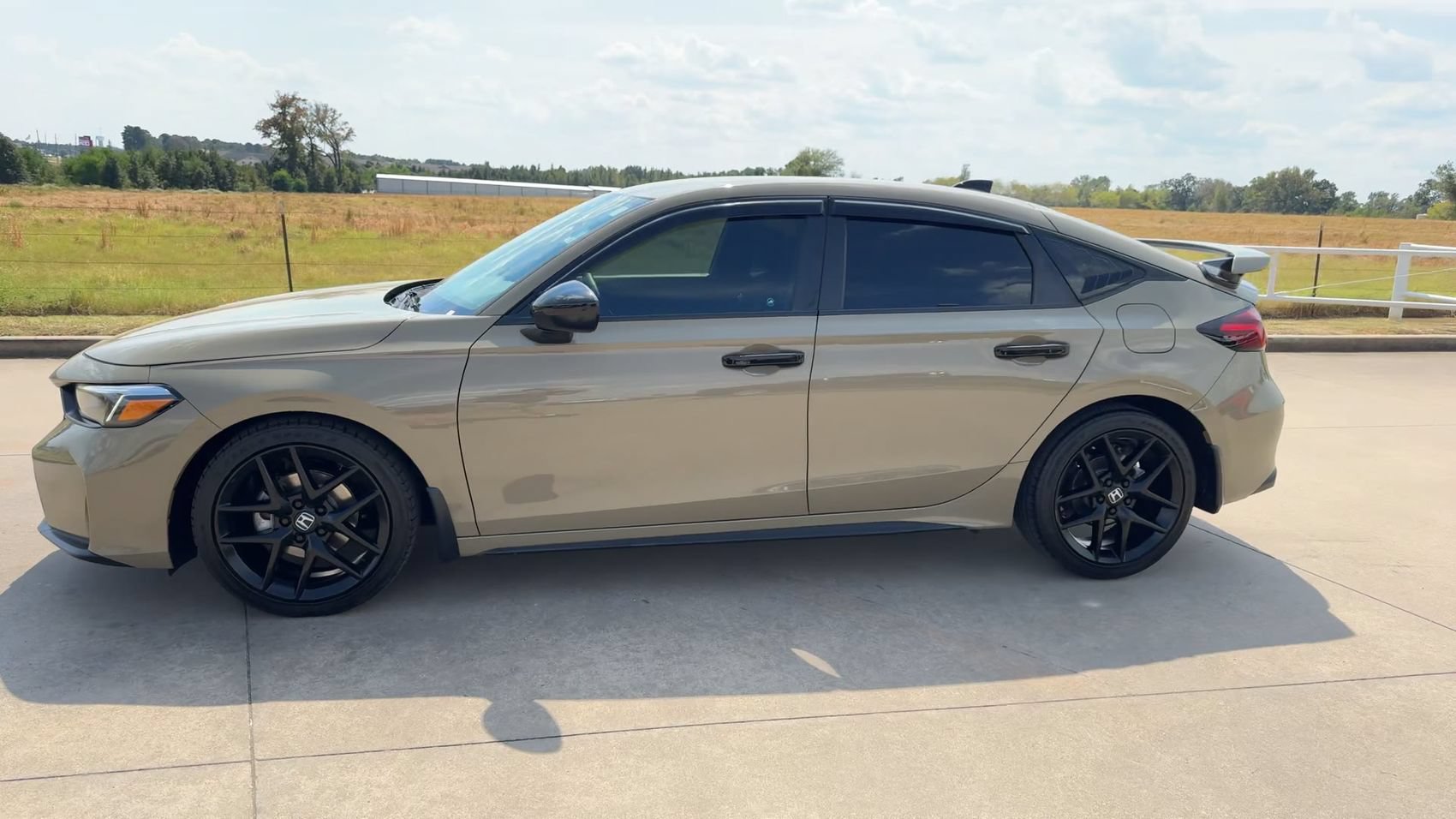 Used 2025 Honda Civic Sport image 6