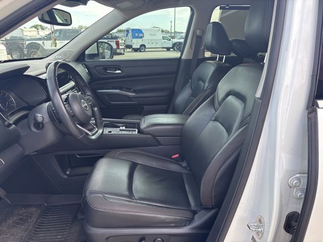 Used 2022 Nissan Pathfinder SL w/ SL Premium Package image 8