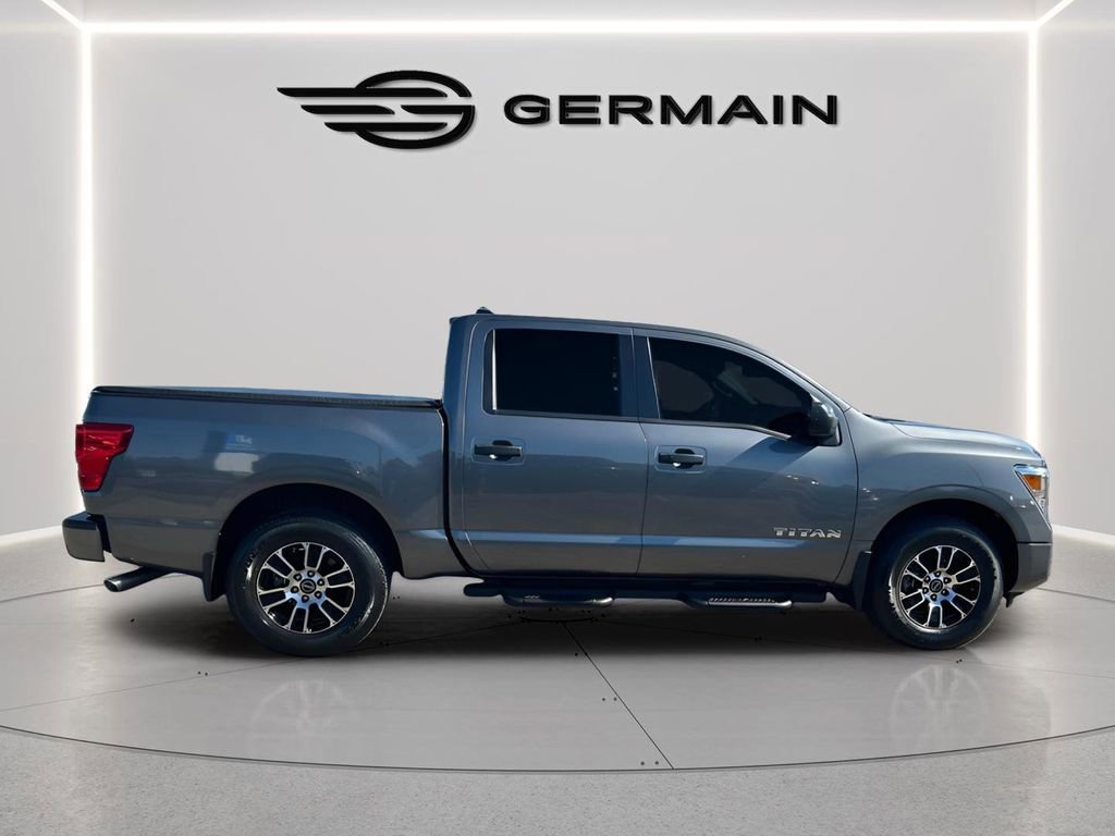 Used 2023 Nissan Titan SV w/ SV Convenience Package RWD image 7