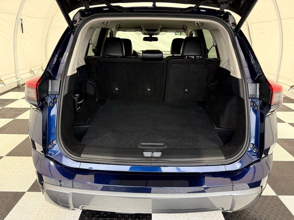 Used 2026 Nissan Rogue SL image 4