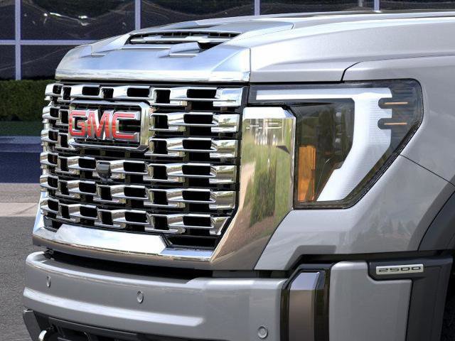 New 2026 GMC Sierra 2500 Denali w/ Denali Reserve Package image 13