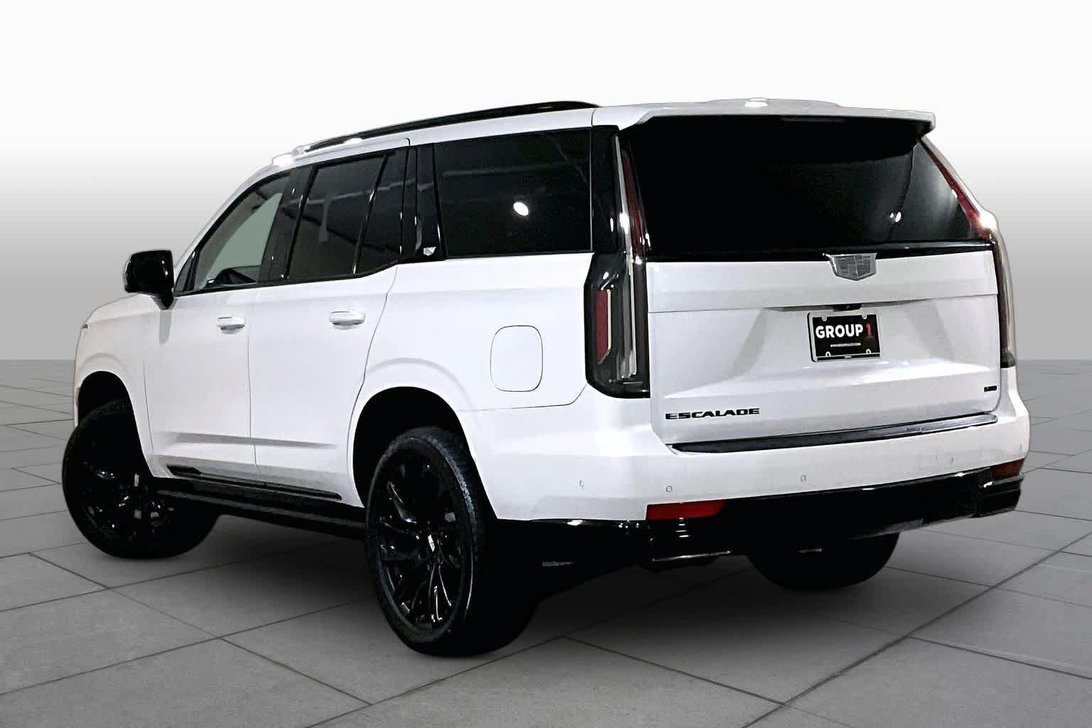 Used 2021 Cadillac Escalade Sport w/ Driver Assist Tech Package AWD/4WD image 11