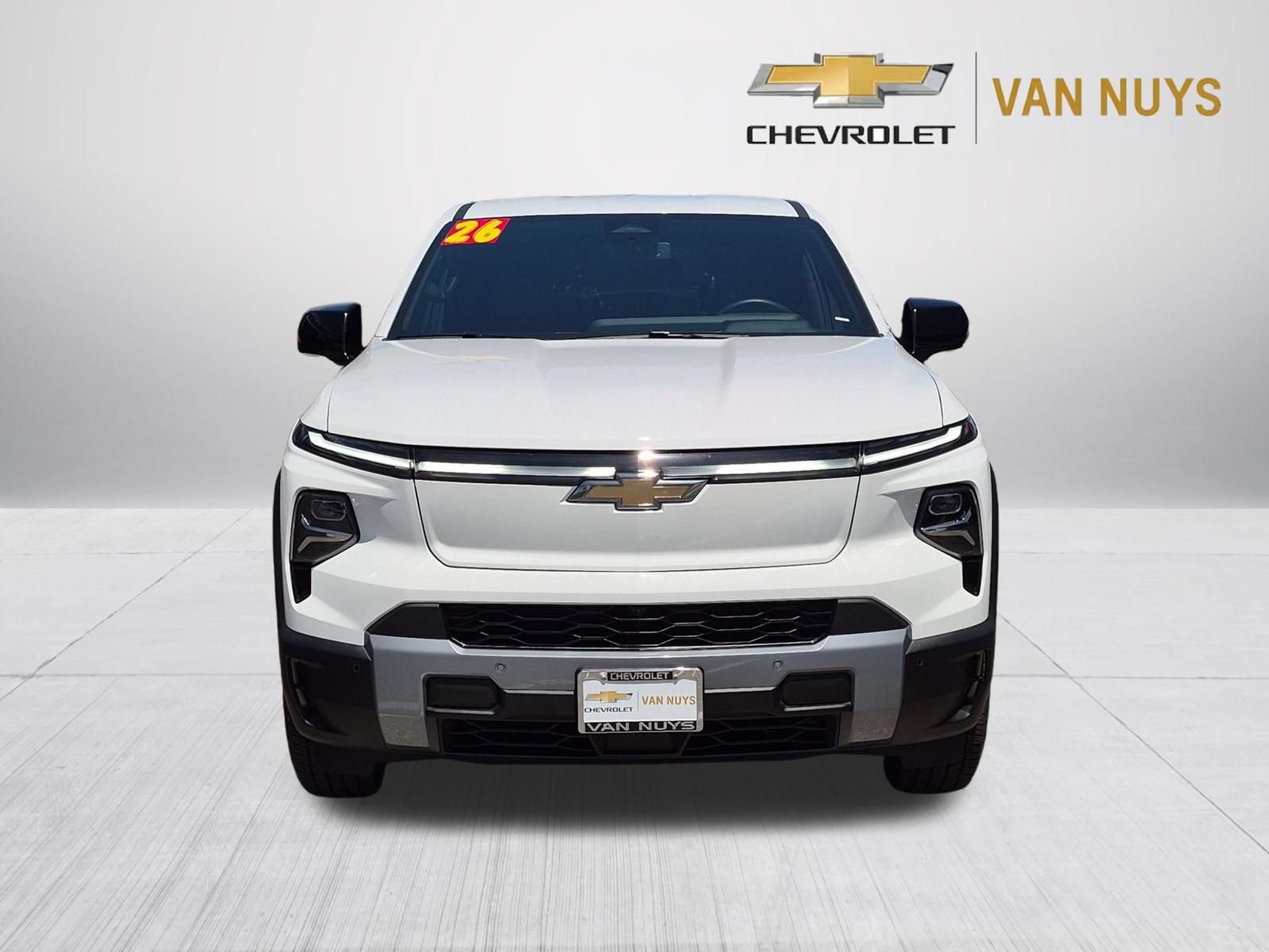 Used 2026 Chevrolet Silverado EV LT AWD/4WD image 2