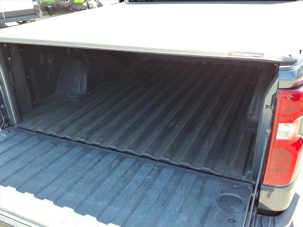 Used 2020 Chevrolet Silverado 1500 LT w/ All-Star Edition image 12