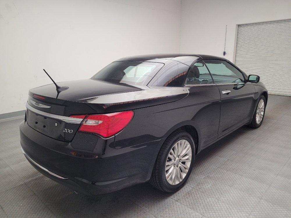 Used 2014 Chrysler 200 Limited image 9
