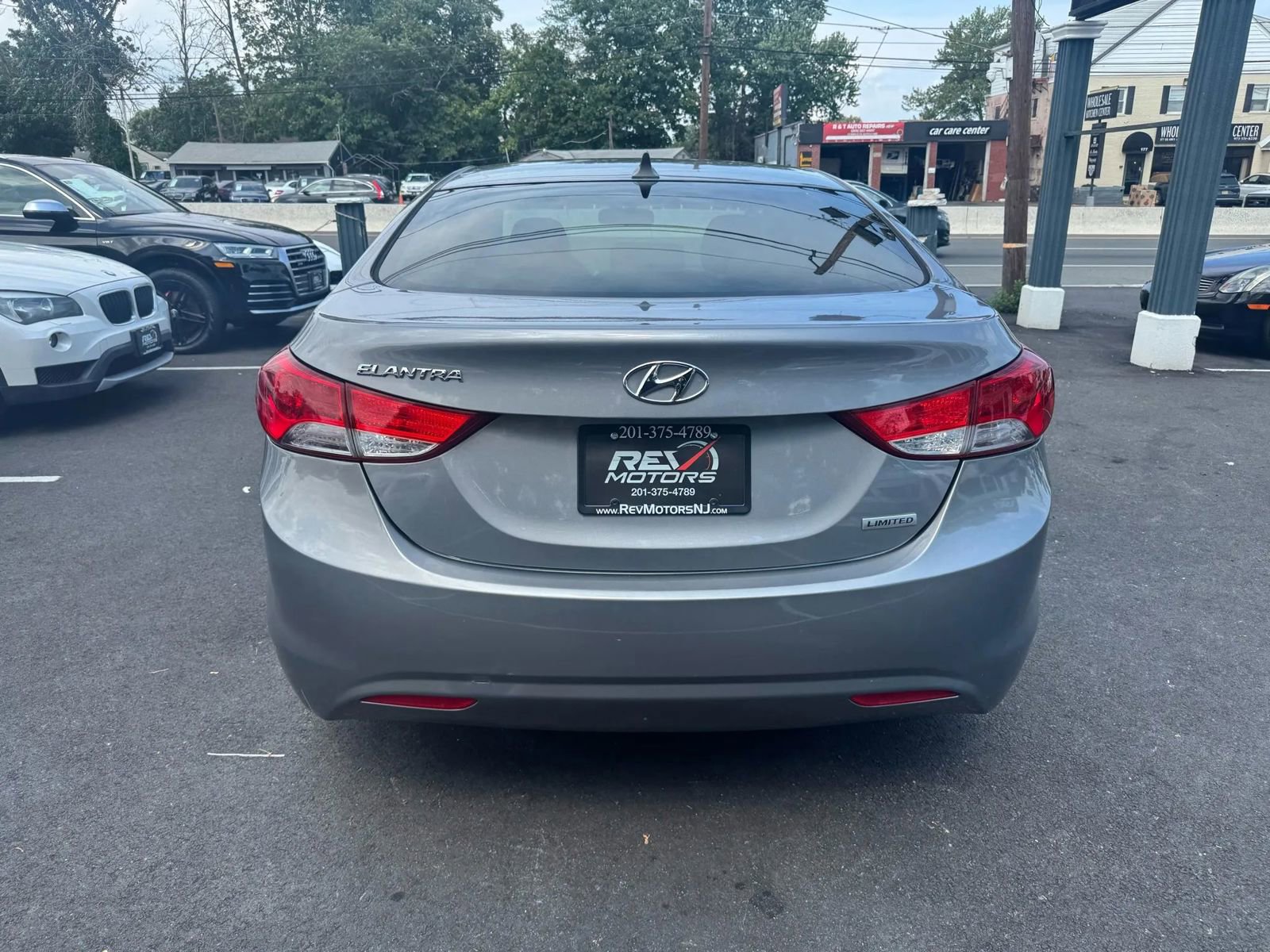 Used 2012 Hyundai Elantra Limited image 5