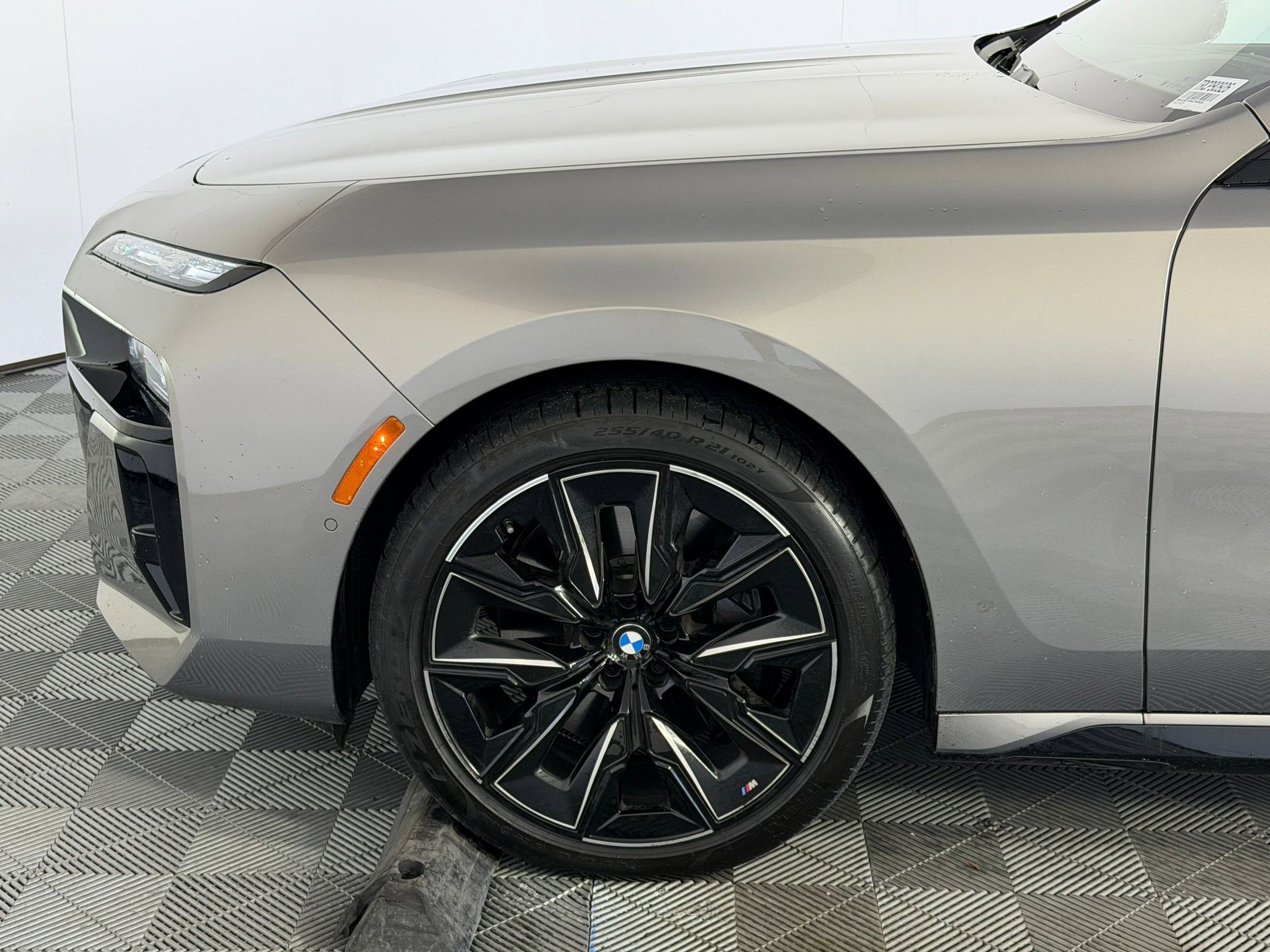 Certified 2024 BMW 760i xDrive w/ Executive Package AWD/4WD image 11