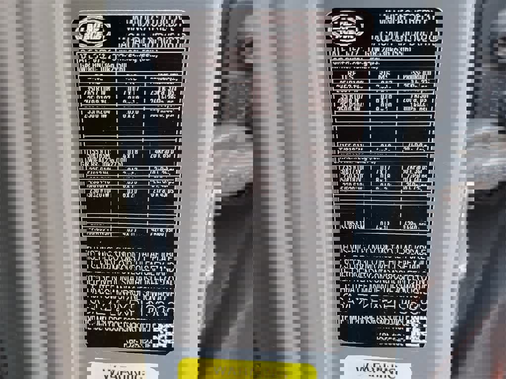 Used 2023 Land Rover Range Rover Evoque R-Dynamic S image 17