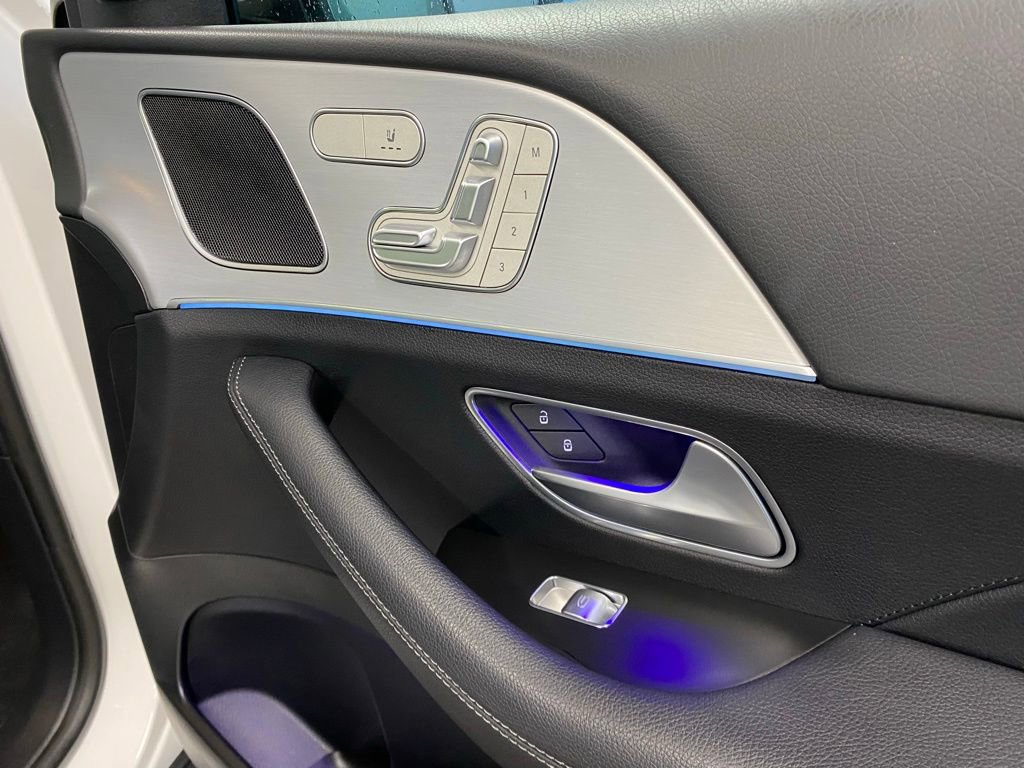 Used 2024 Mercedes-Benz GLE 450e 4MATIC image 54