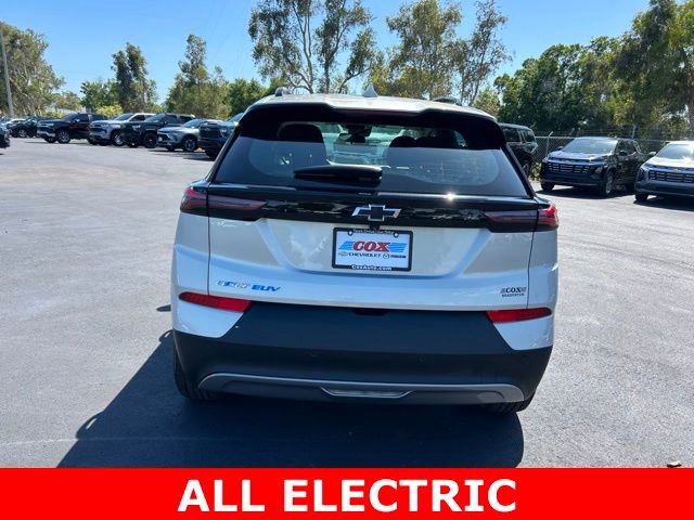 Certified 2023 Chevrolet Bolt EUV LT w/ Driver Confidence Package FWD image 5