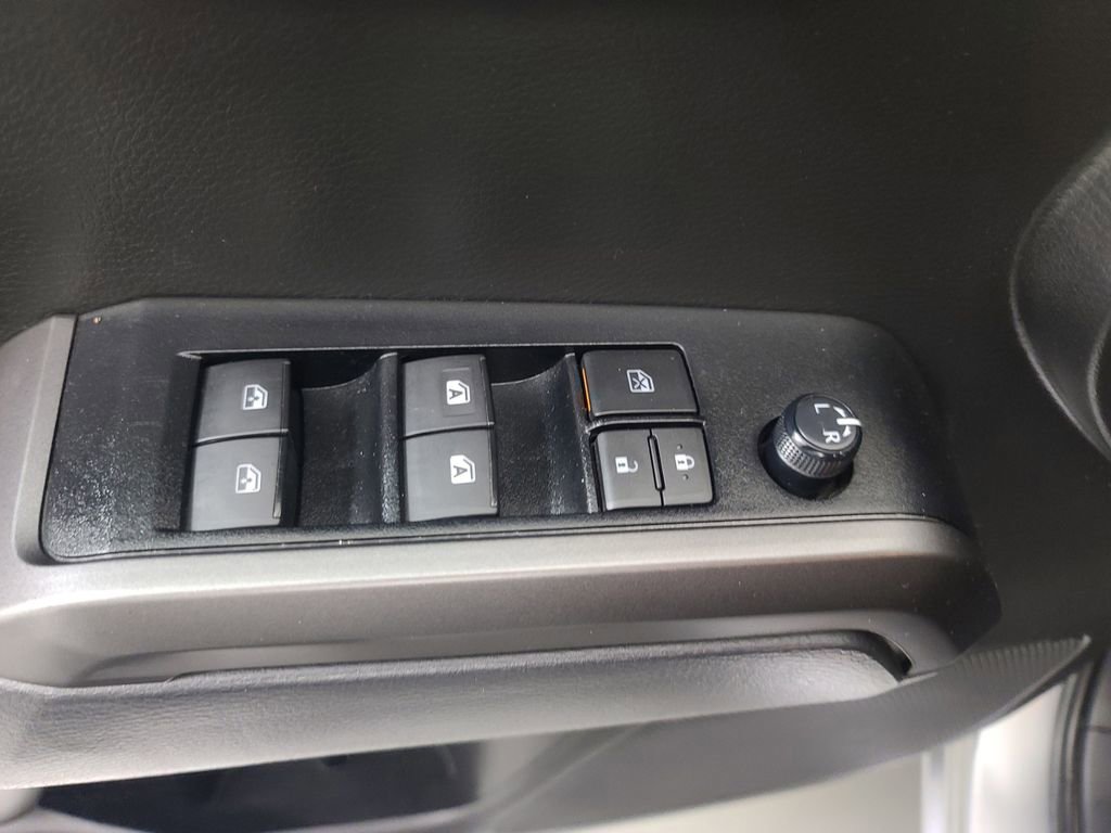 Used 2023 Toyota Tacoma TRD Off-Road image 23