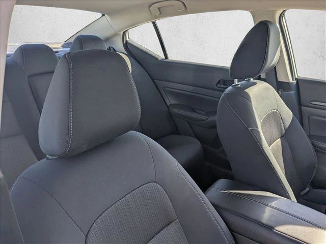 Used 2025 Nissan Altima 2.5 SV image 19