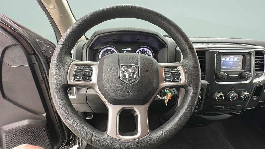 Used 2024 RAM 1500 Classic SLT AWD/4WD image 15