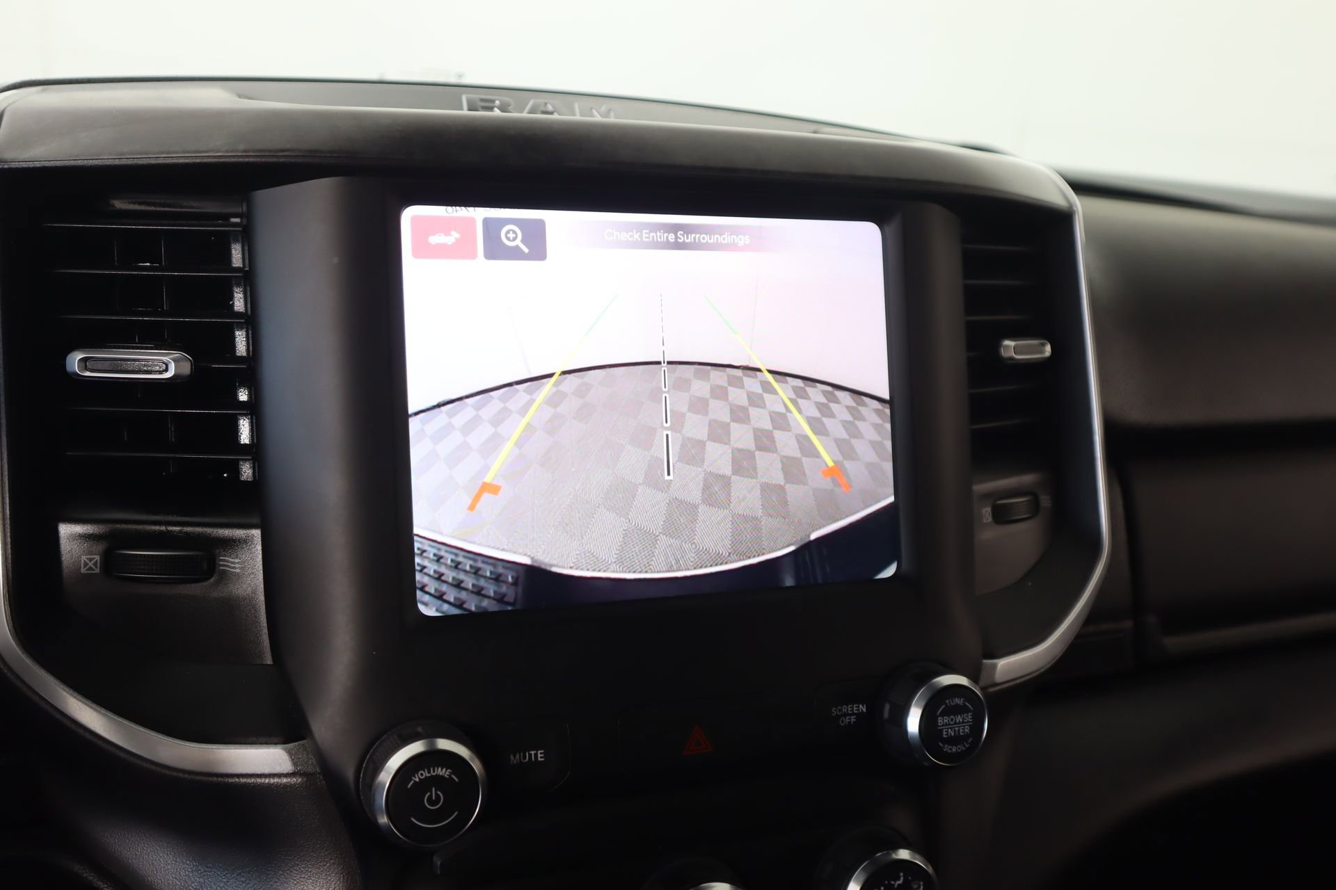 Used 2024 RAM 2500 Big Horn w/ Bed Utility Group image 6