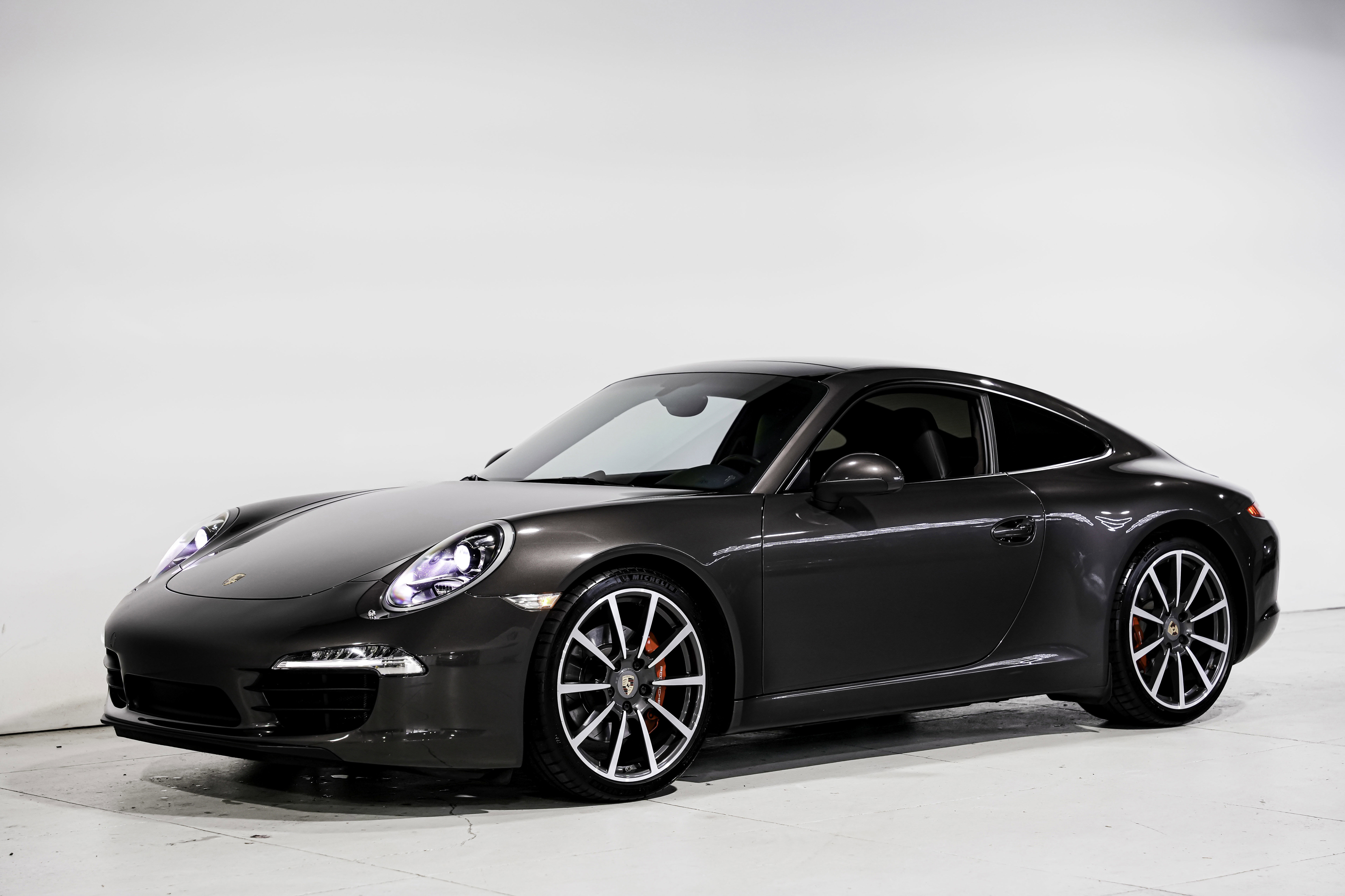 Used 2014 Porsche 911 Carrera S image 6