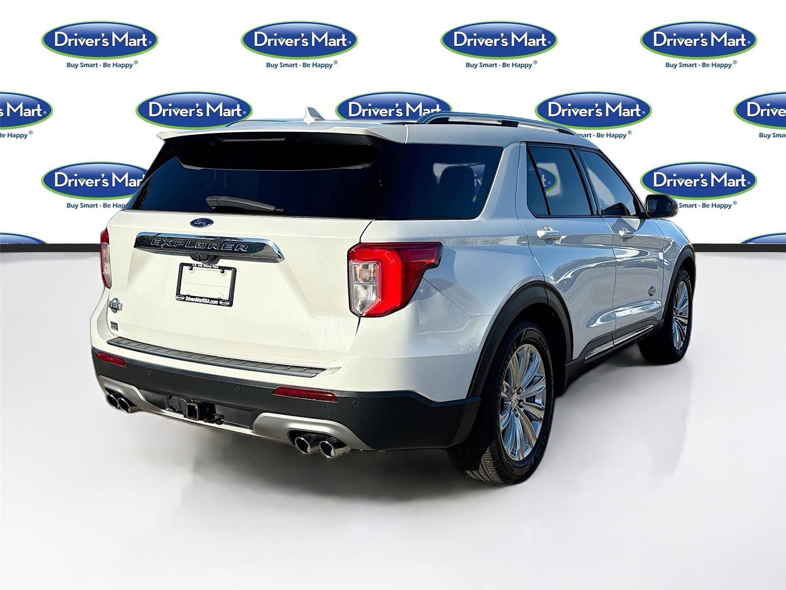 Used 2021 Ford Explorer King Ranch w/ Premium Technology Package RWD image 7