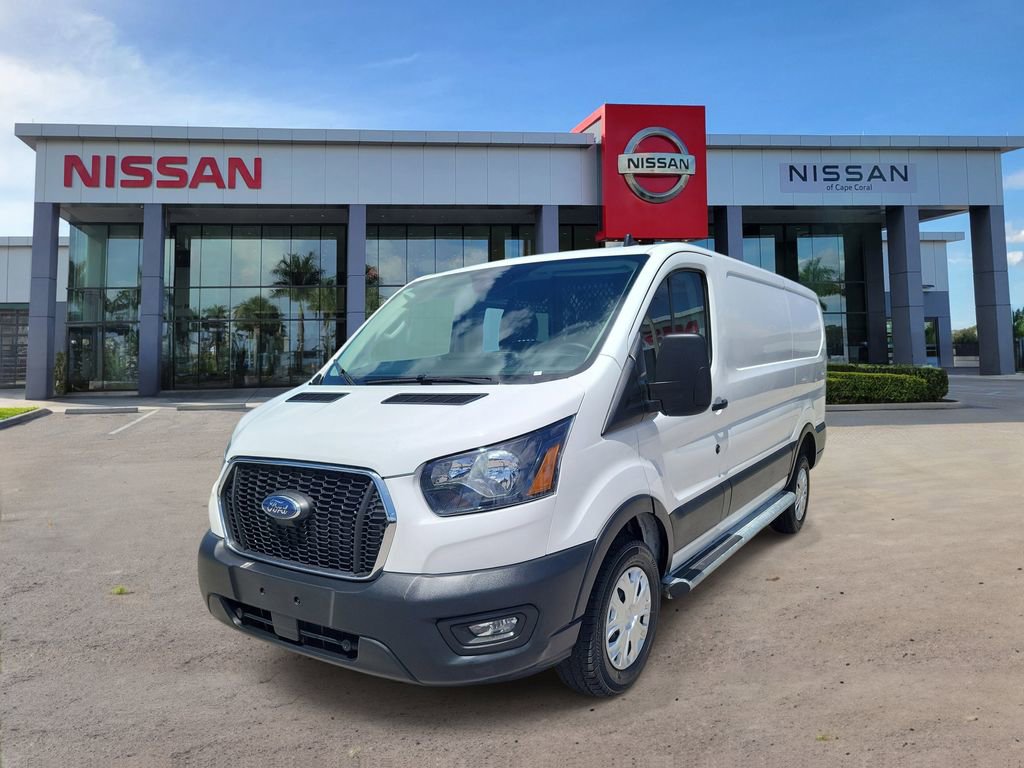 Used 2024 Ford Transit 250 Low Roof w/ Exterior Upgrade Package image 10