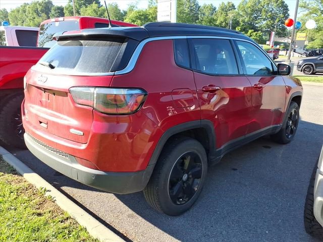 Used 2019 Jeep Compass Latitude w/ Safety & Security Group AWD/4WD image 8