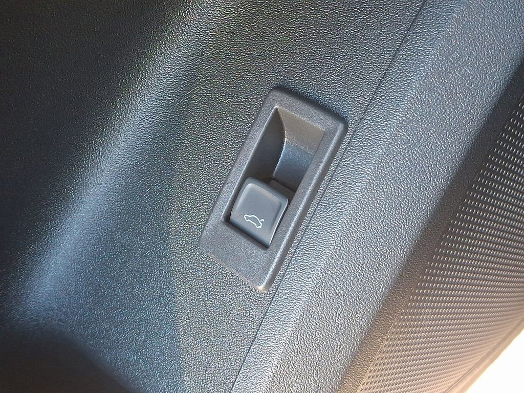 Used 2025 Audi SQ5 Premium Plus image 27