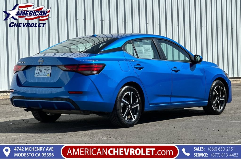 Used 2025 Nissan Sentra SV FWD image 4