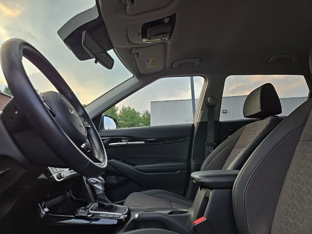 Certified 2024 Kia Seltos S AWD/4WD image 32