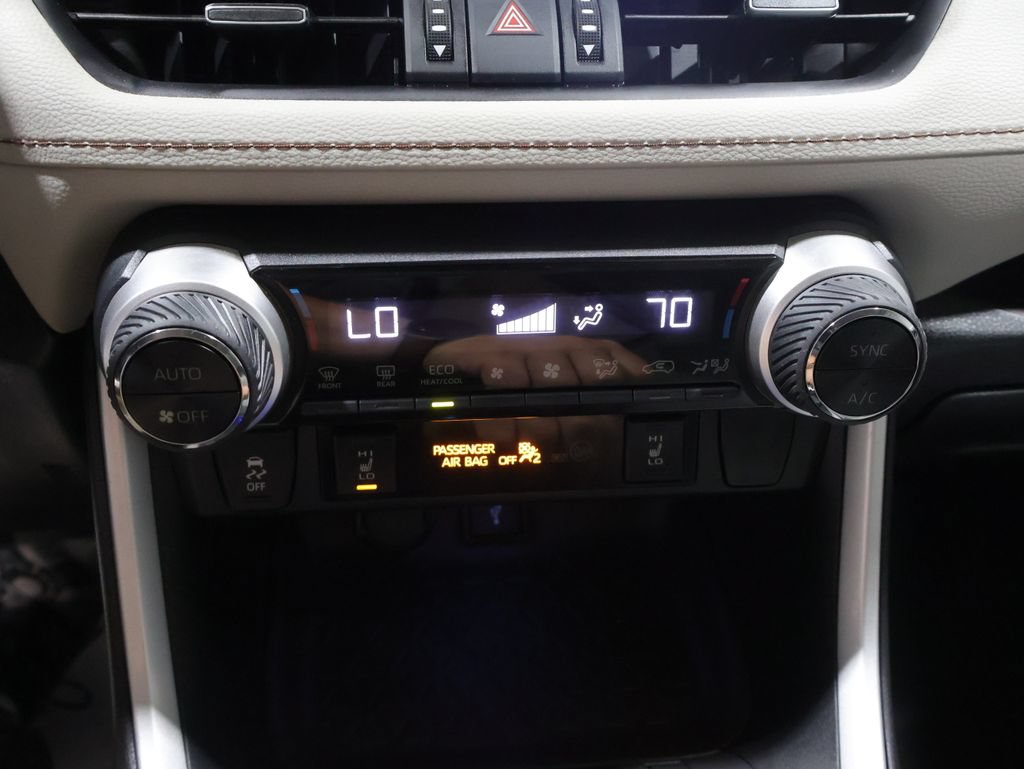 Certified 2021 Toyota RAV4 Limited AWD/4WD image 27