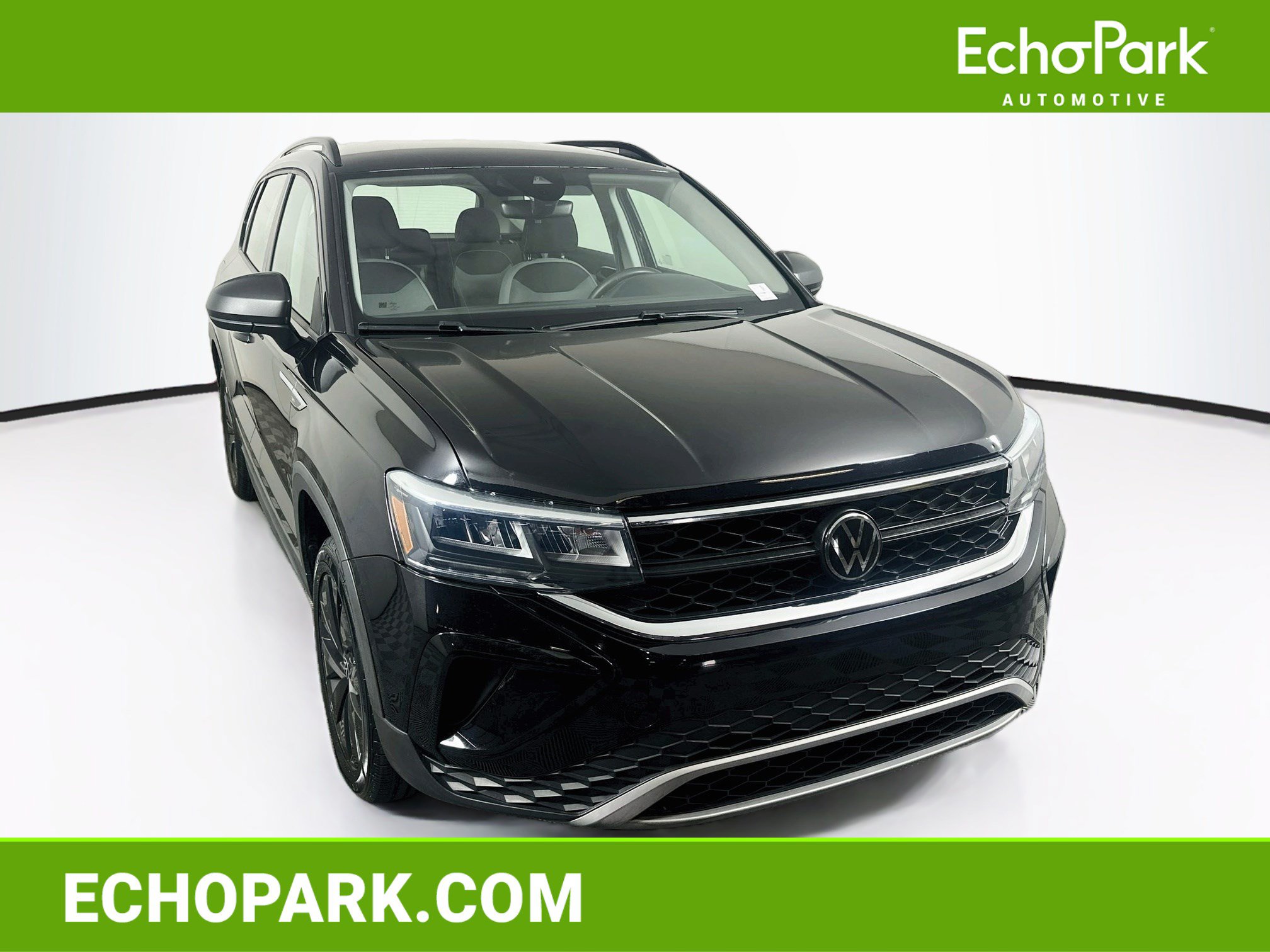 Used 2024 Volkswagen Taos S FWD image 1