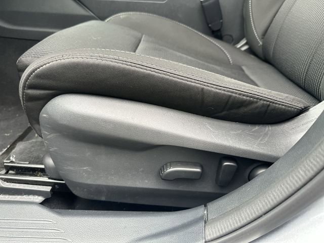Used 2025 Subaru Legacy Premium AWD/4WD image 16