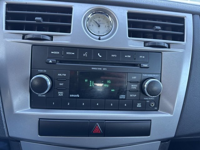 Used 2010 Chrysler Sebring Touring image 16