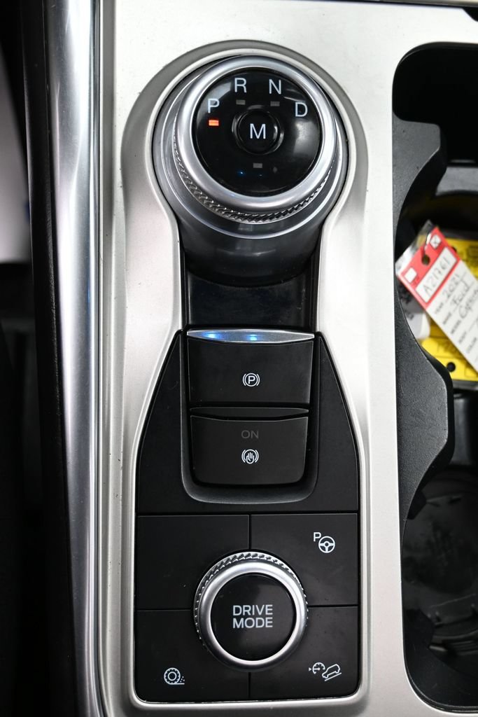 Used 2021 Ford Explorer Platinum w/ Premium Technology Package AWD/4WD image 27