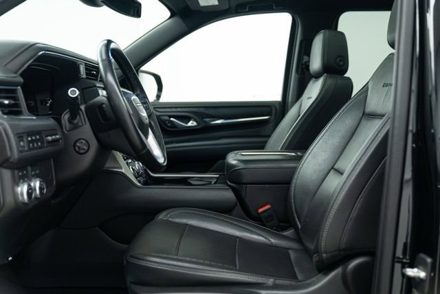 Used 2023 GMC Yukon XL Denali image 10
