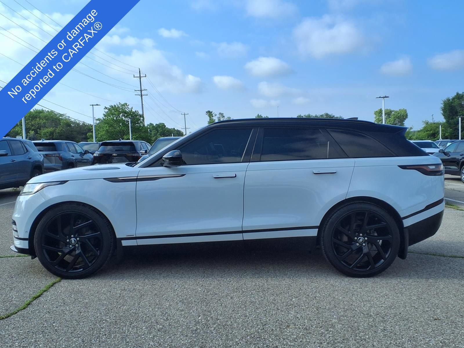 Used 2018 Land Rover Range Rover Velar R-Dynamic SE AWD/4WD image 9