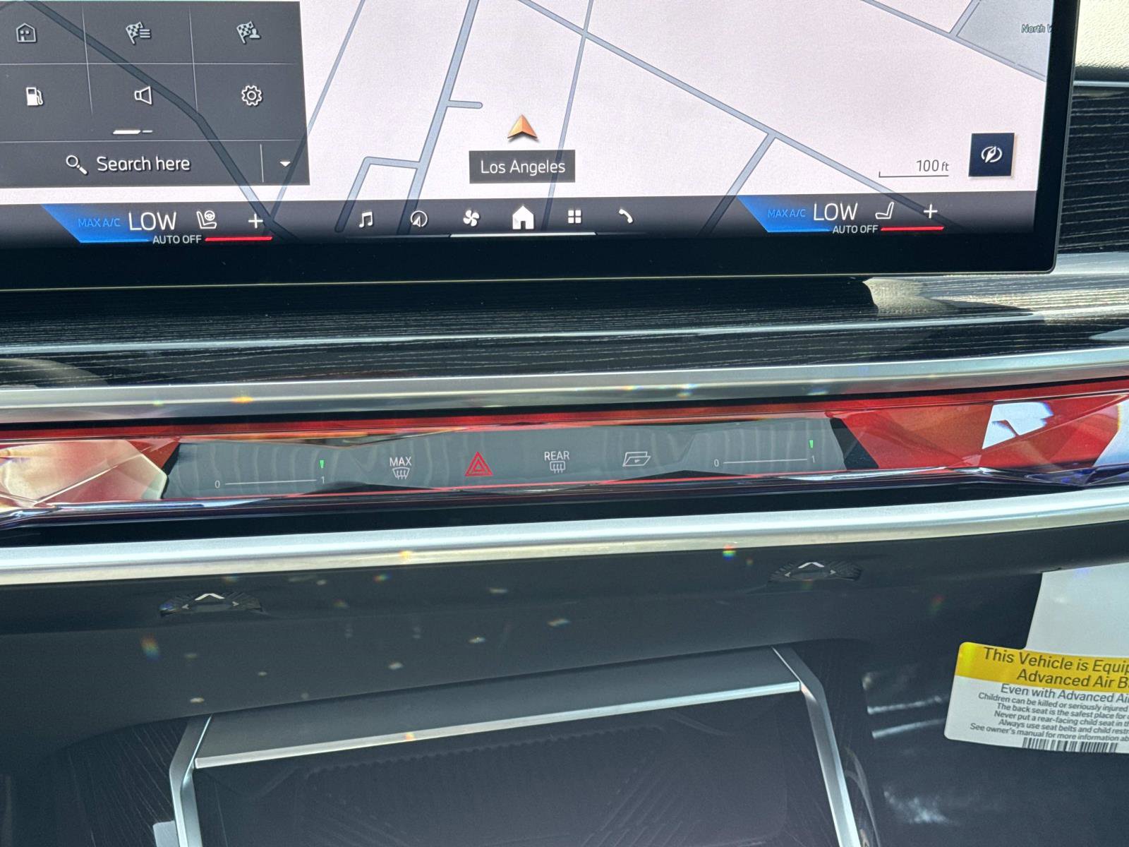 New 2025 BMW 740i w/ Executive Package image 21