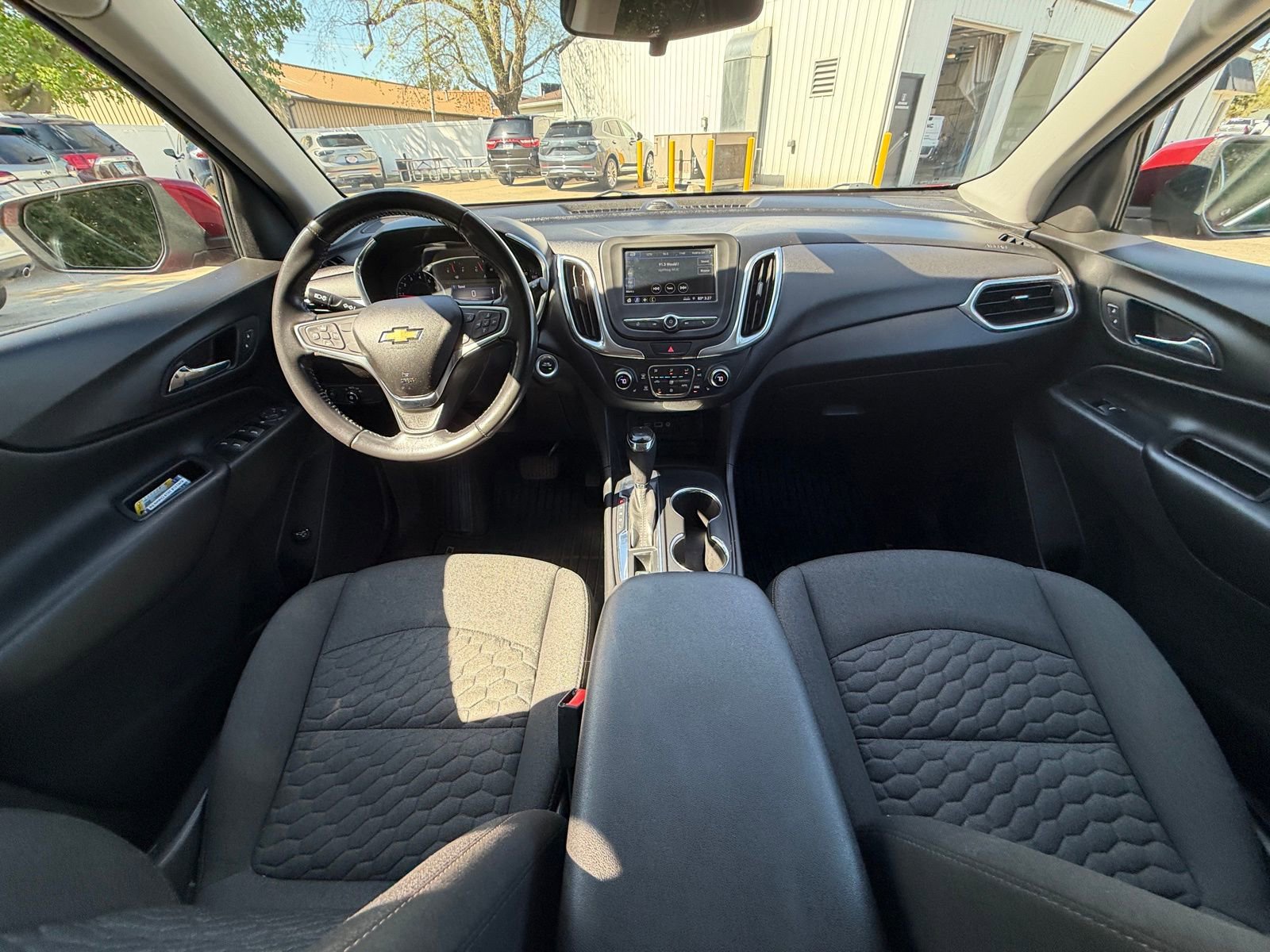 Used 2019 Chevrolet Equinox LT image 20