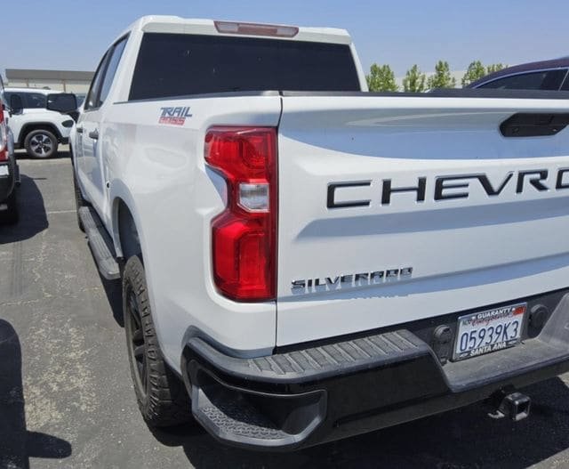 Used 2022 Chevrolet Silverado 1500 Custom Trail Boss AWD/4WD image 5